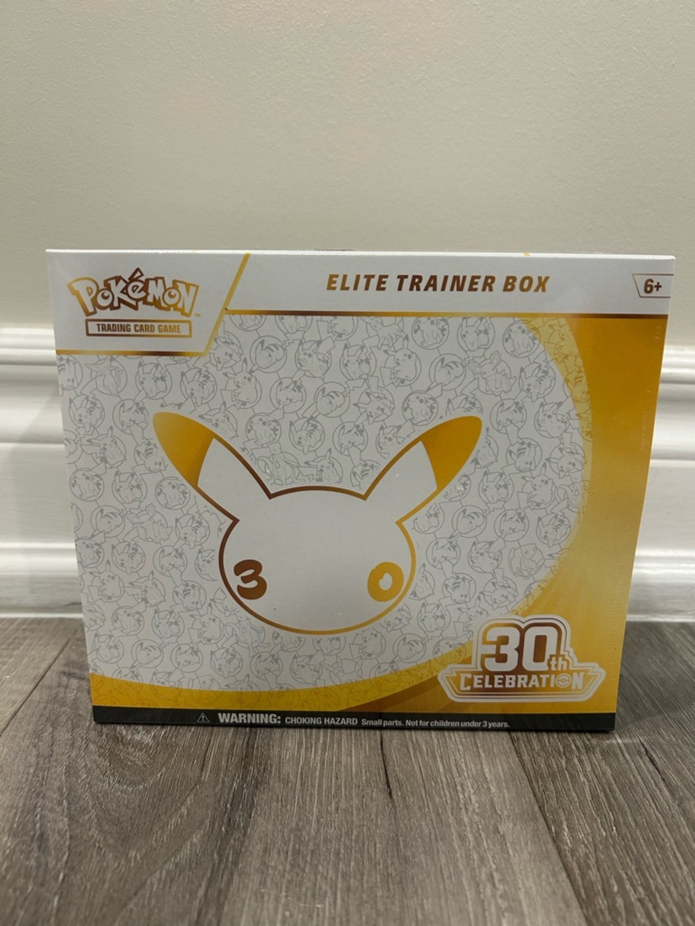 Pokémon TCG 30th Celebration Elite Trainer Box ETB Nidorina Promo